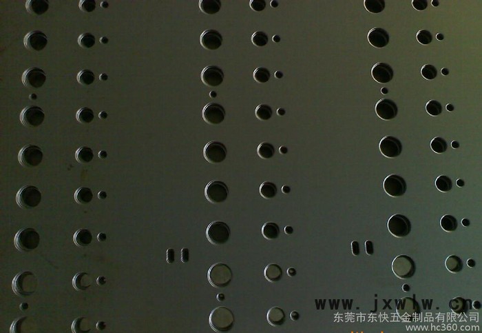 （轉(zhuǎn)塔數(shù)控沖床）接鈑金數(shù)控沖壓沖孔加工  機(jī)箱加工  數(shù)控切