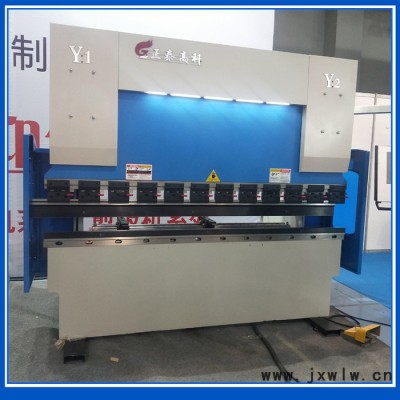 正泰高科廠家專業(yè)生產(chǎn)電液伺服數(shù)控折彎機(jī)