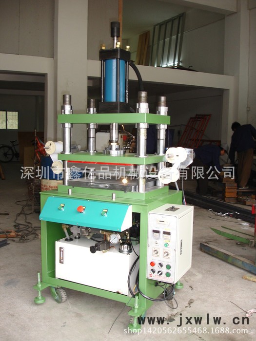 臺(tái)歷燙金機(jī)，請(qǐng)?zhí)蛪籂C金機(jī)，對(duì)聯(lián)燙金機(jī)