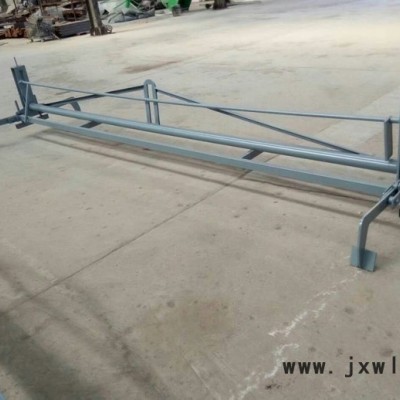 盈康彩鋼 復(fù)合機(jī)配件 復(fù)合機(jī)配件批發(fā) 復(fù)合機(jī)巖棉吊裝架