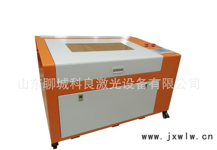 激光雕刻機 竹木工藝品雕刻機 非金屬雕刻機 紅酒盒雕刻機