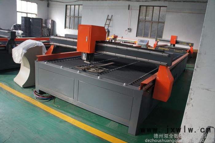 德州雙全數(shù)控機(jī)床等離子切割機(jī)