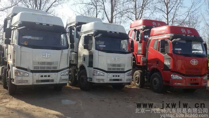 北京解放貨車 J64S店  9.6米廂式貨車 前四后四 道依茨發(fā)動(dòng)機(jī) 240馬力  解放總代理 ..