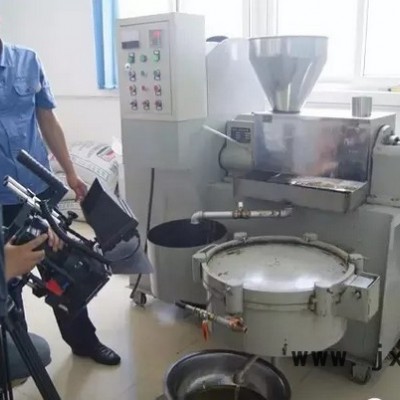 小型手動榨油機  全自動智能榨油機  榨油機過濾設備  商用小型榨油機  新型多功能榨油機價格