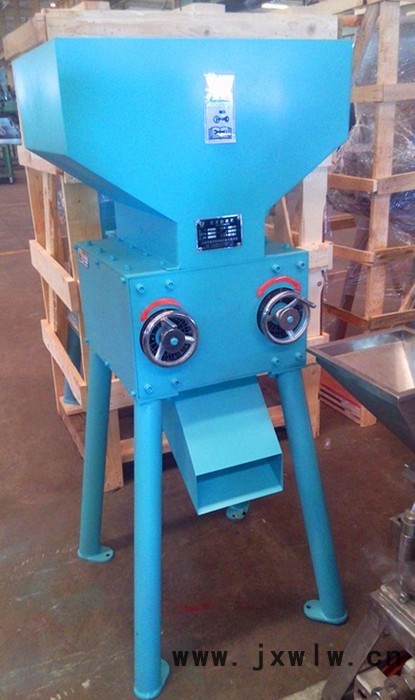 山東雙佳JMF3A精釀麥芽粉碎機，對輥麥芽粉碎機，啤酒專用粉碎設(shè)備