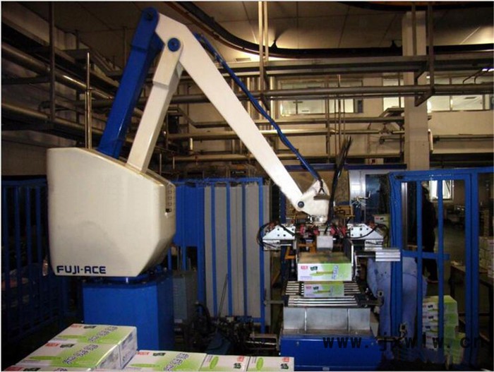 廠家代理富士EC-101全自動碼垛搬運工業(yè)機器人  低價供應 品牌工業(yè)機器人    質(zhì)量好無人搬運機器人