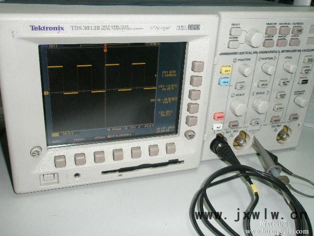 現貨低價供應二手TDS3012B數字熒光示波器