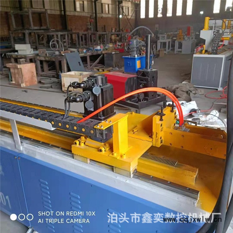 數(shù)控沖角折框機
